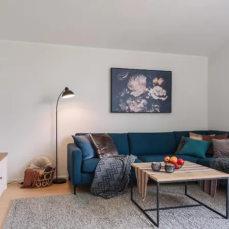 Modern Villas In Plush Town Tromso Exterior photo
