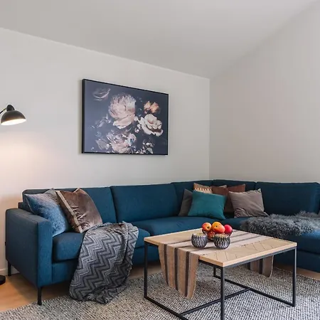 Modern Villas In Plush Town Tromso Exterior photo
