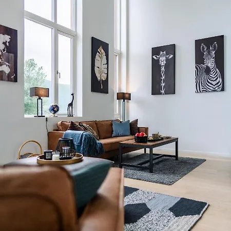 Modern Villas In Plush Town Tromso Exterior photo
