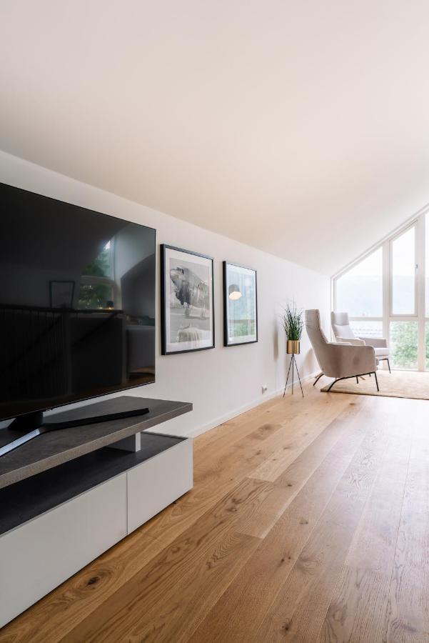 Modern In Plush Town Villaer *
