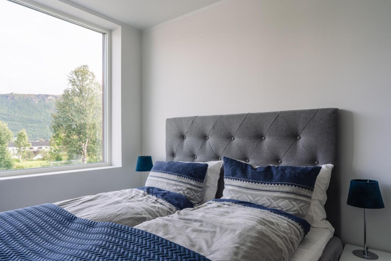 Villaer Modern In Plush Town